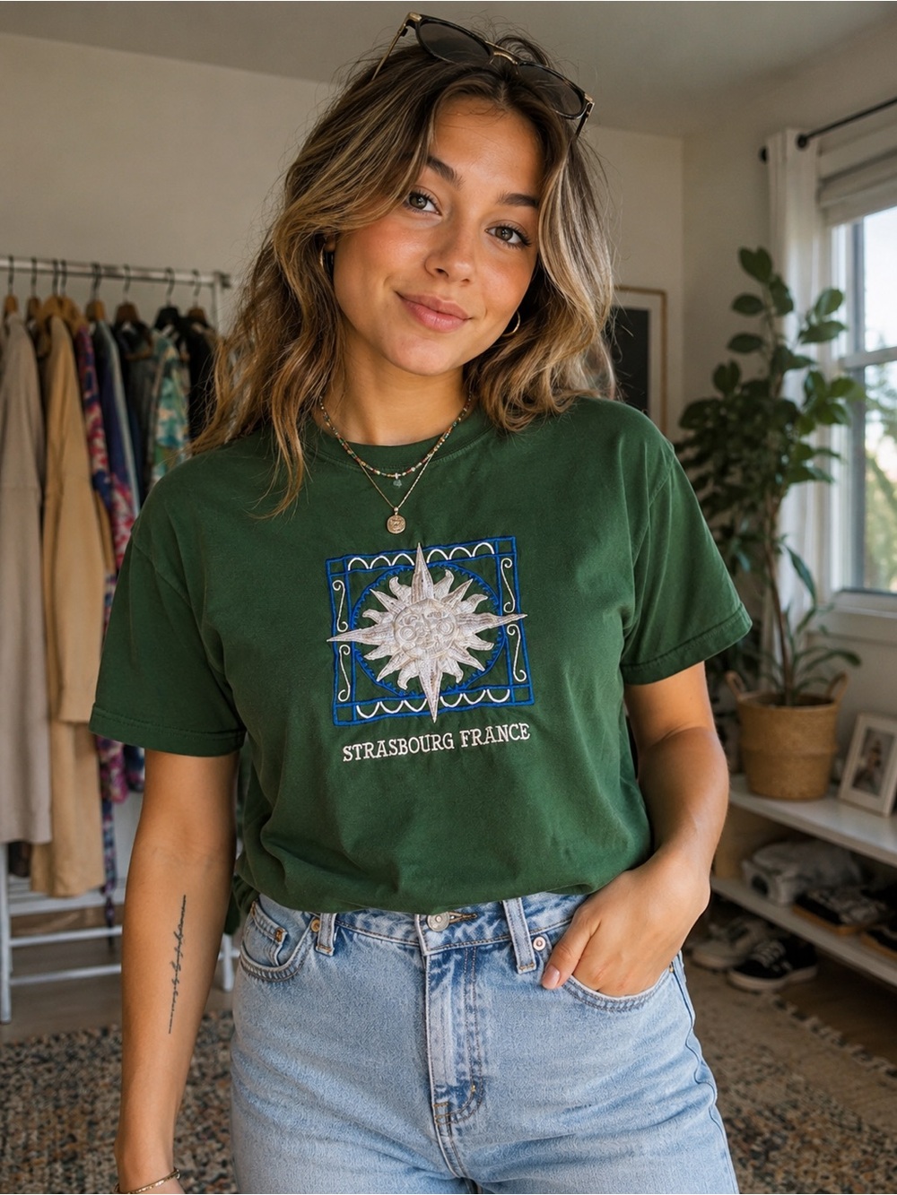 Vintage 90’s Embroidered Tee - Sun motif
